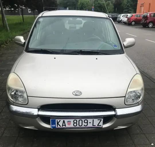 Daihatsu Sirion, 1999. godište, 1.0.Benzin