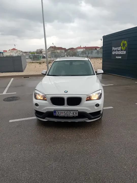 BMW X1, 2014. godište, 2.0 Diesel, veliki I mali servis sa promjenom lanca urađen na 160000 km