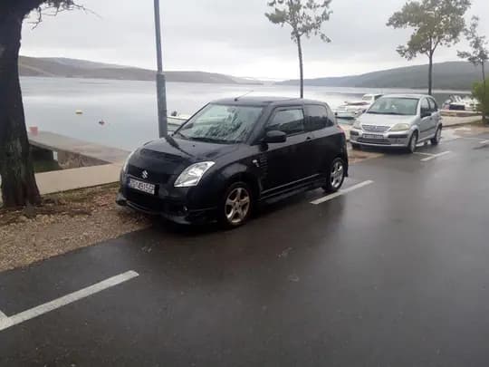 Suzuki SWIFT 1.3 2006