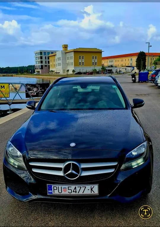 Mercedes-Benz C-Klasa 2015. god - diesel, automatska klima, tempomat, kamera
