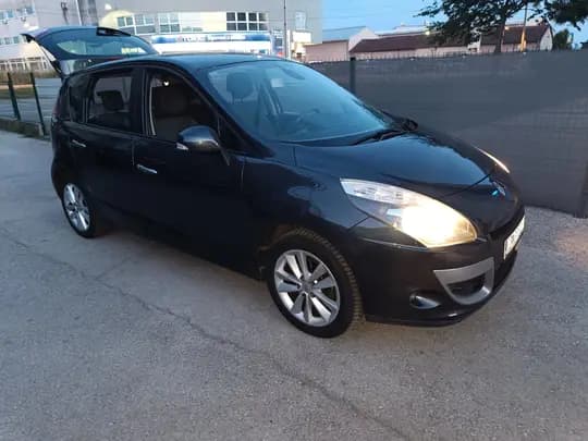 Renault Scenic 2011. god
Dizel 1,6 dci / 130 ks 