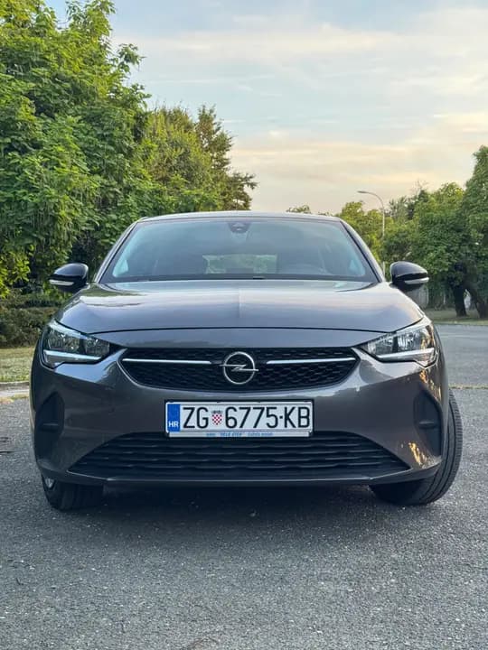 Opel corsa 1,2 2021 grijana sjedala, registriran godinu dana