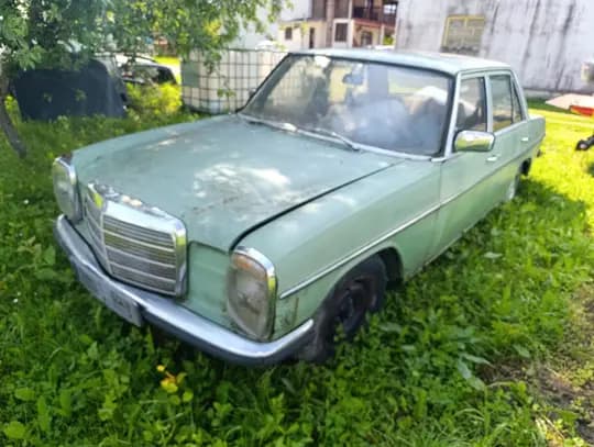 Mercedes 240d w115