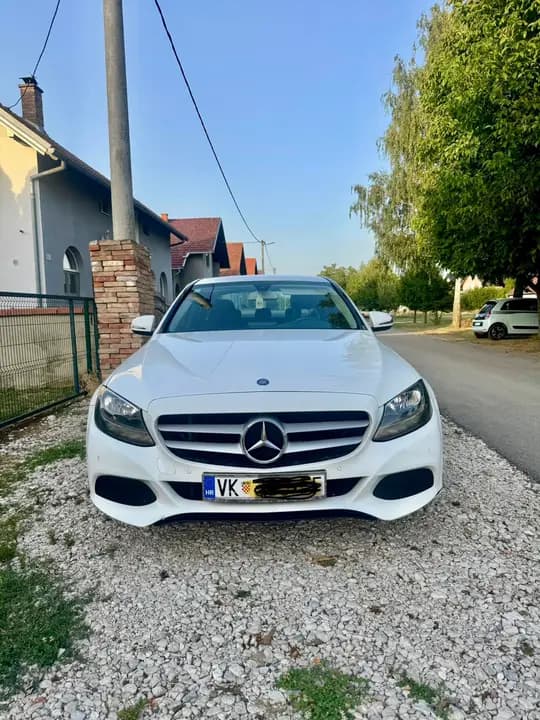 Mercedes C180d