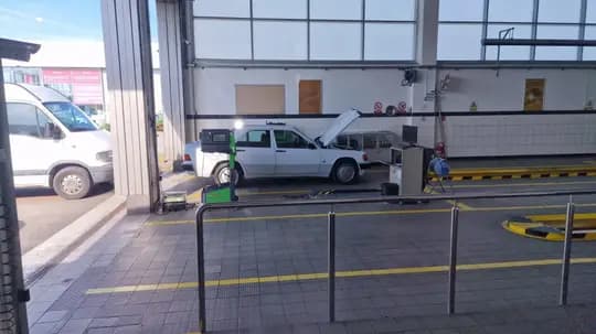 Mercedes 190