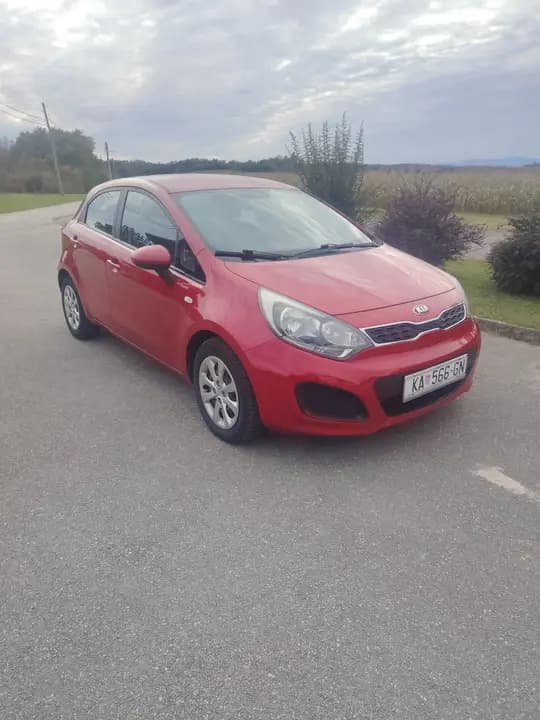 Kia Rio 1.2 EX Registriran do 10/26