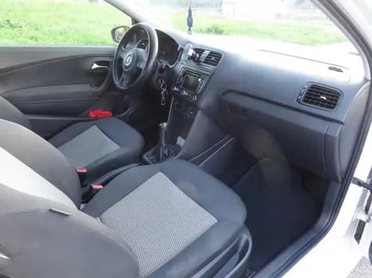VW Polo 1,6 TDI (75ks) Trendline // Reg 5/2027