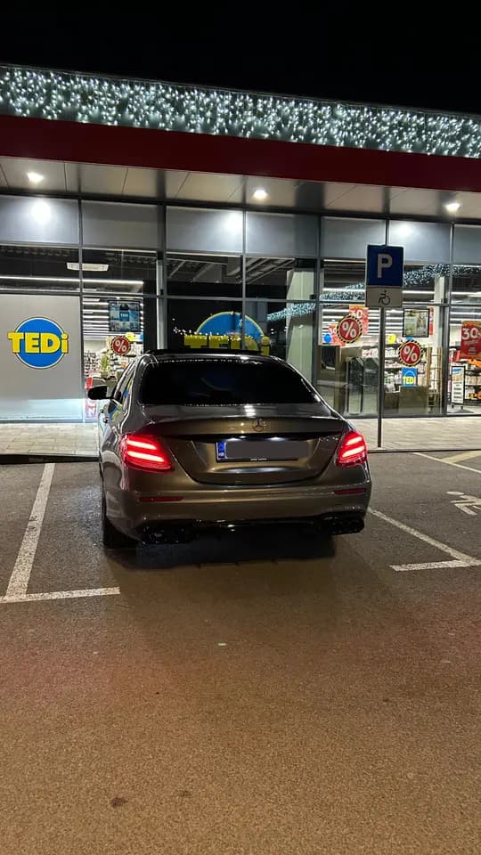 Mercedes E220 2019 AMG