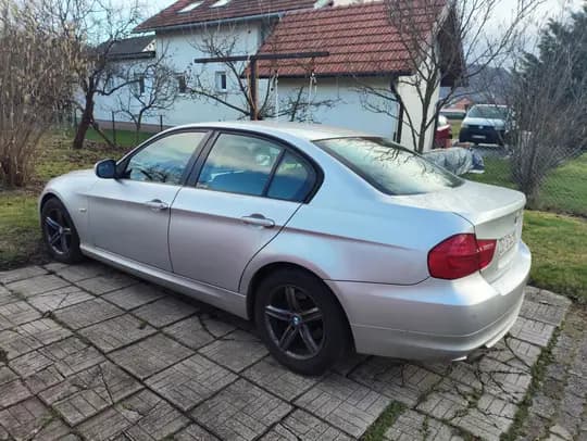 BMW E90 316d