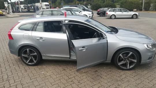 Volvo v60 R-Design