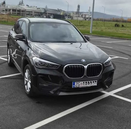 BMW X1 sDrive18d AUTOMATIK 2021 – 35.000 km – ODLIČNO STANJE