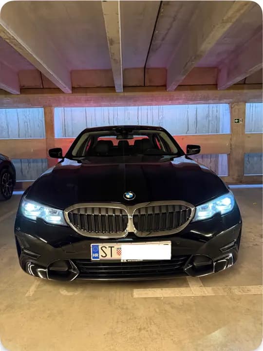 BMW 320d (G 20) sport line; prešao 66 000 km