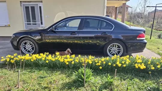 BMW serija 7 , E 65, 3.0 i reg. 1 god. ili zamjena za terenca benzinca, npr. Cayenne Itd. 
