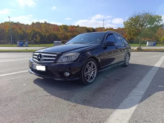 Mercedes-Benz C-klasa T-model 220 CDI AMG