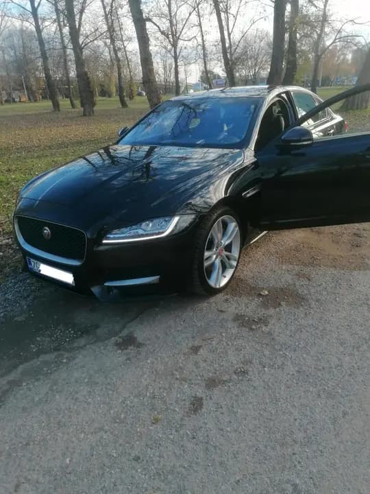 Prodajem Jaguar XF R-SPORT AWD 2.0 Diesel