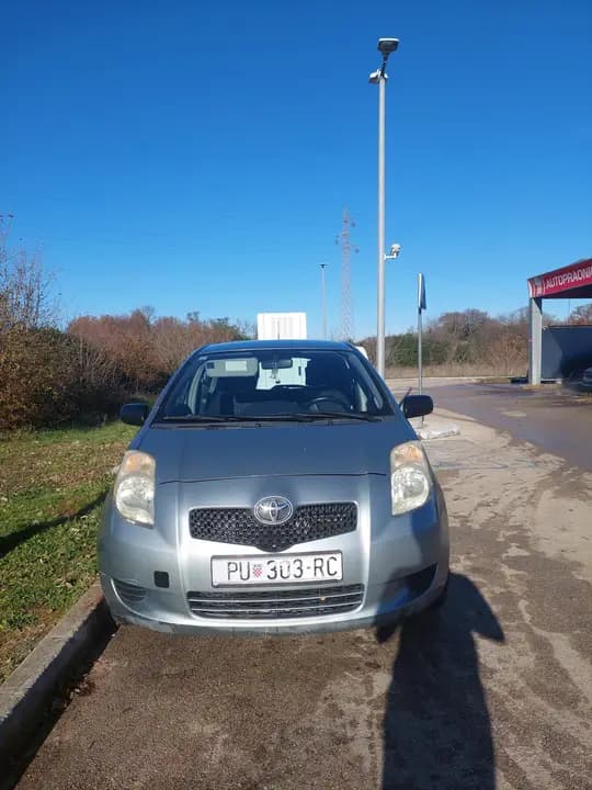 Toyota yaris 