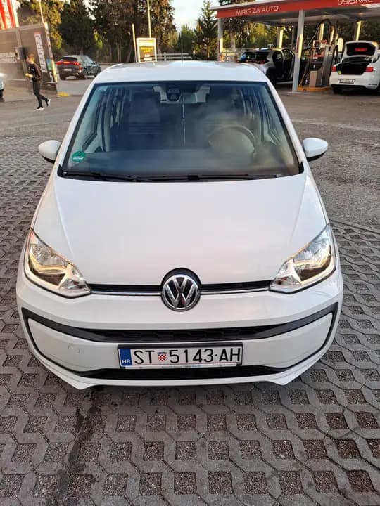 Volkswagen UP! Prodajem