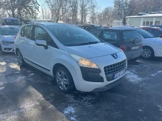 Peugeot 3008 1.6 benzin