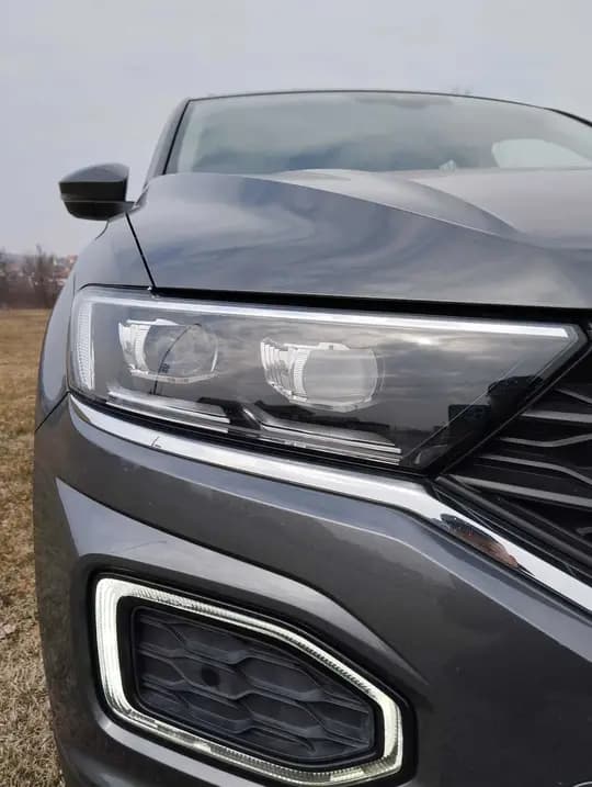 Prodajem !!!!  VW  T ROC ,1,6 TDI 85kw 