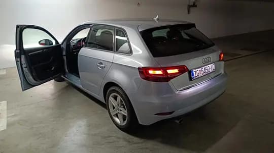 Audi A3 sportsback 1.6tdi 2017g.