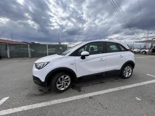 Opel Crosland X