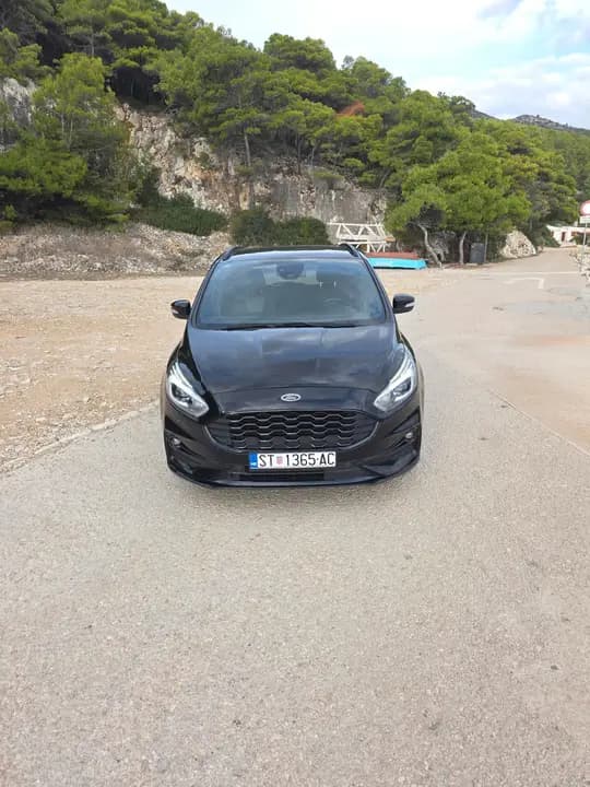 Ford S max ST LINE