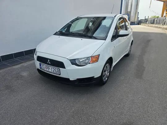 Mitsubishi Colt, 1.1 benzin, 2012.g., ODLIČAN!