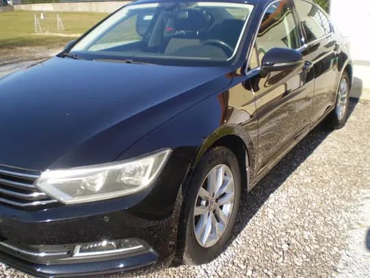 WV Passat B8 2.0 TDI god. 2015,reg.11.2026.Nije uvoz. Mog.zamjena.