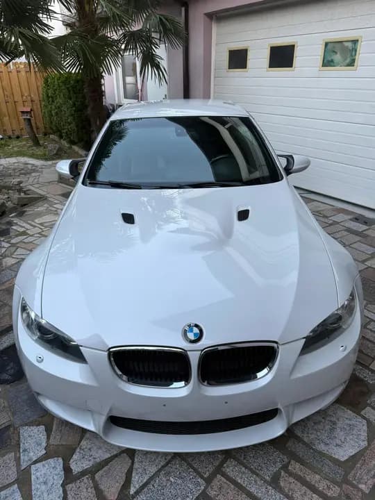 BMW M3 E93 LCI 2011 – V8  – 309KW