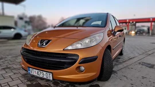 Peugeot 207 izvrstan 