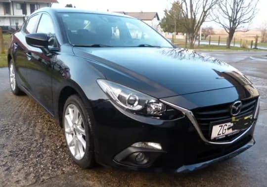 Mazda 3 / nije uvoz / registrirana godinu dana