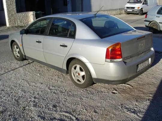 opel vectra 1,8 2003. 