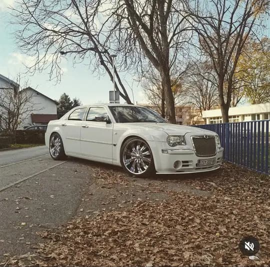 300C