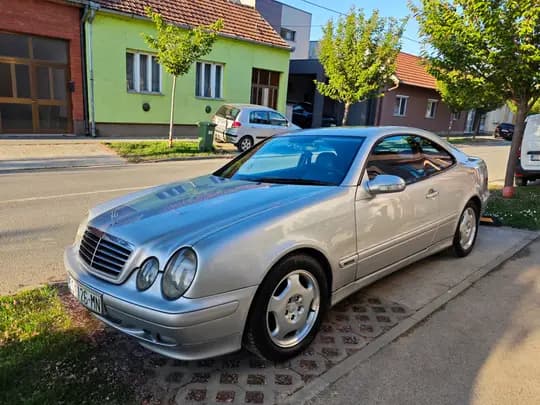 Mercedes-Benz CLK 200K • REG. 11/2026 • LPG • BEZ ULAGANJA • PALI/VOZI