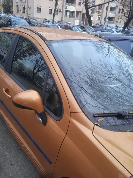 peugeot 207 1.4  2007 plin 