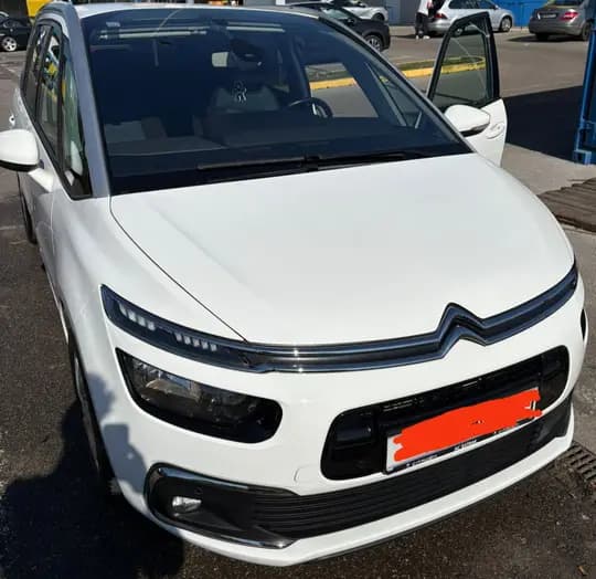 SNIŽENO-Citroën C4 GRAND SpaceTourer  Feel BlueHDi 130 SS BVM6  