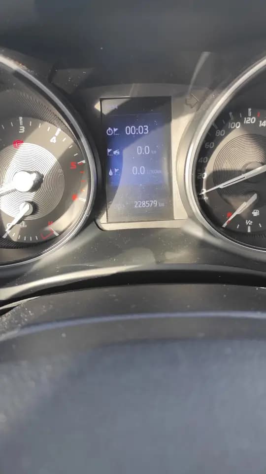 Toyota Avensis 2.0 D 2016