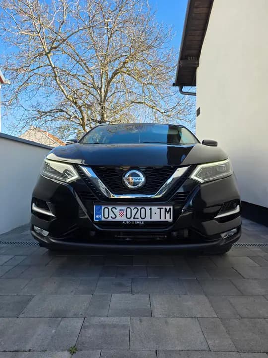 NISSAN QASHQAI 1.6 DCI Tekna