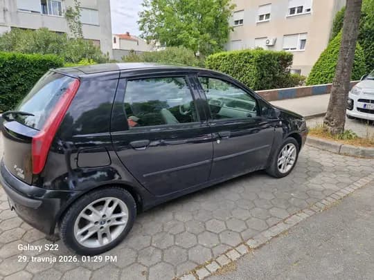 Fiat Punto 1.2 2003 registriran 1200€