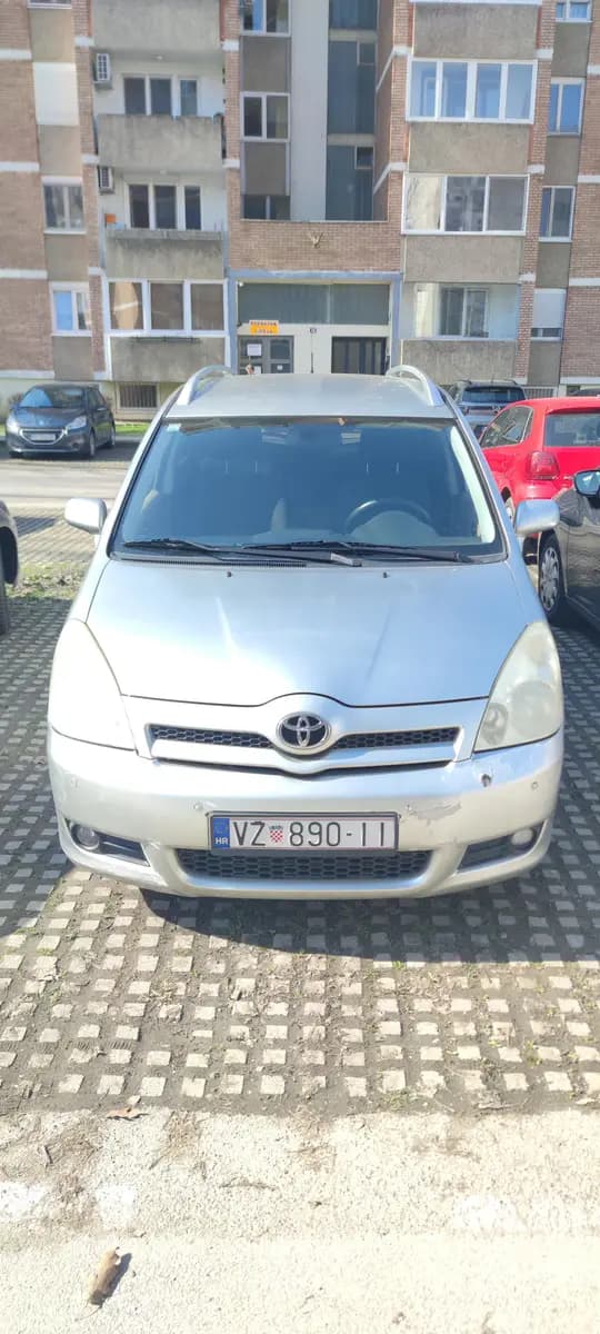 TOYOTA COROLLA VERSO 2,2 D-4D, 2007.g