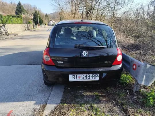 Prodajem Clio Storia