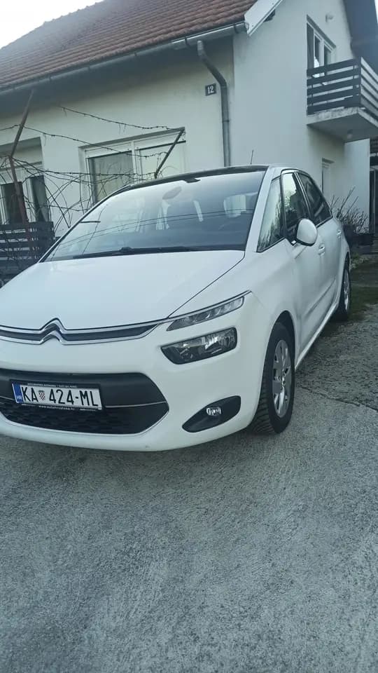 Citroen C4 Picasso 2016. god, automatska klima, servisna povijest