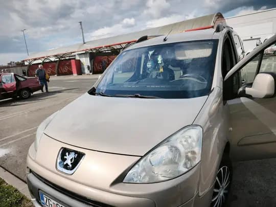 VIKEND AKCIJA Peugeot partner teepe 