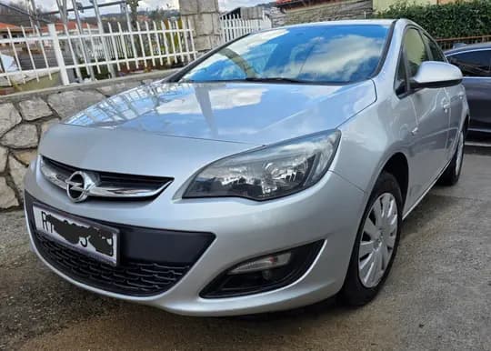 Opel Astra 1,6 CDTI
