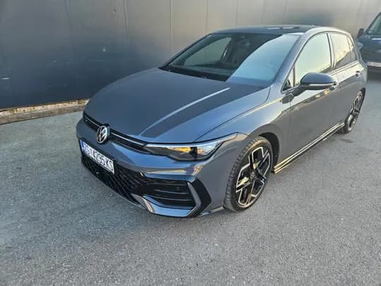 Volkswagen golf 8 R line plus iQ.light - led matrix 2025