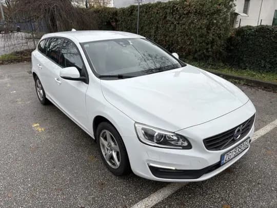 Volvo V60 D3 bijeli 2016 god