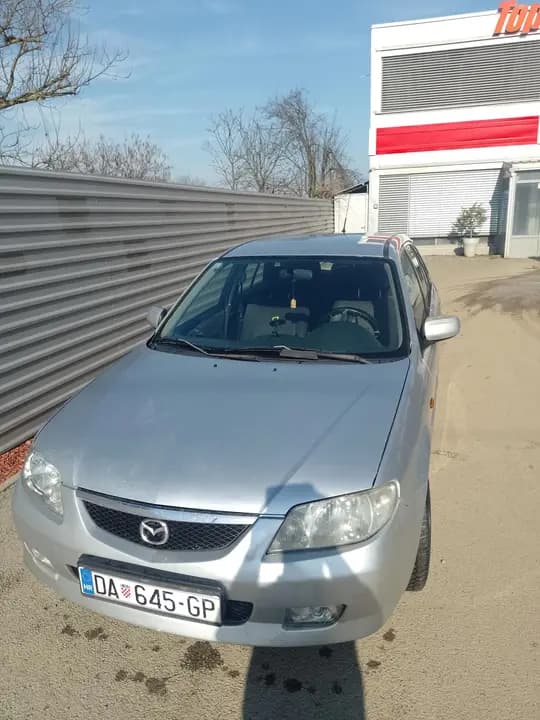 Mazda 323f 2.0 DiTD(Redizajn) ,reg.do 5/2027.