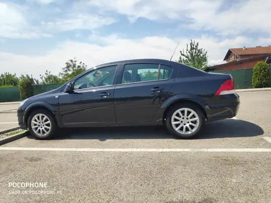 Opel Astra H (2013) *Essentia model, 1.6 benzin + LPG (BRC)*, 2. vlasnik, 177.000km