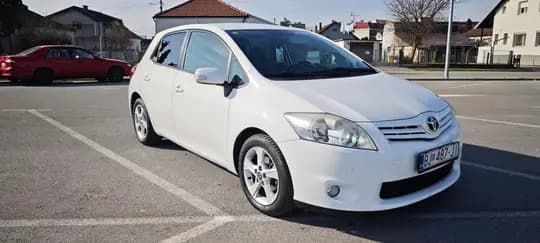 Toyota Auris 1.6 Vvti automatik