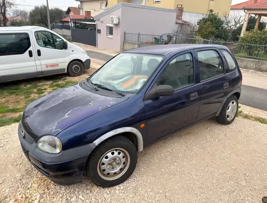 Opel CORSA 1.4 16V (66 kw) – 1997, 196.000 km, vozi